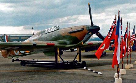 Unveiling of the North Weald Gate Guardian Project